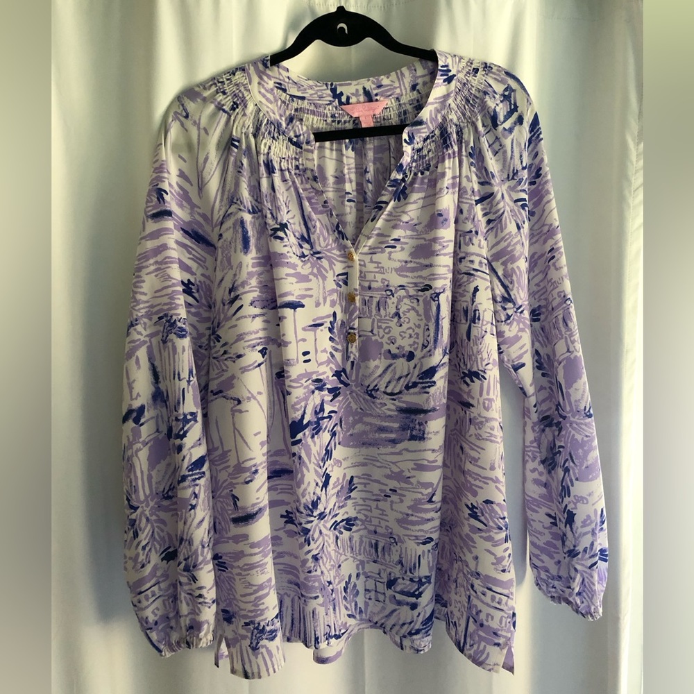 Lilly Pullitzer Elsa top. Blue white and purple. Excellent pre owned condition